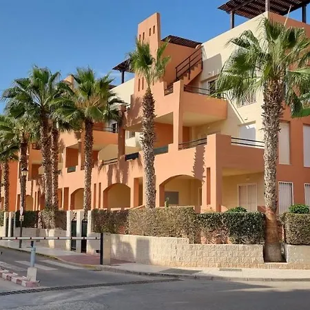 Paraiso De Playa: Beachfront With Pool Views Vera