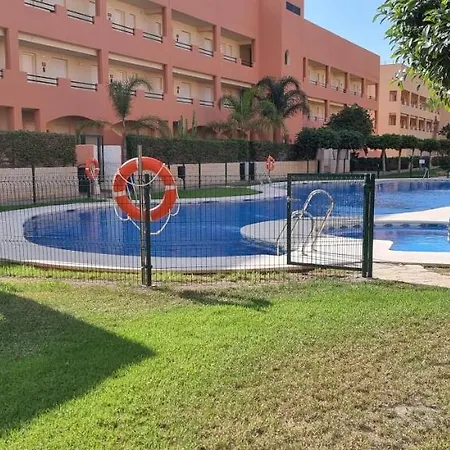 Apartment Paraiso De Playa: Beachfront With Pool Views Vera